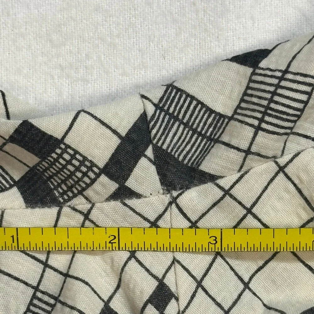 Retro Geometric Print Athletic Shorts Black White Elastic Waist M 32-34 Vtg‎